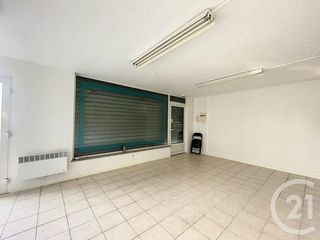  Appartement � louer 1 pi�ce 130 m�