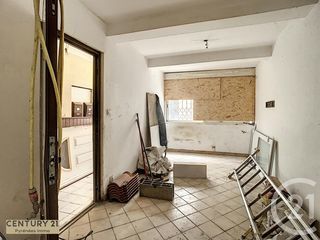  Immeuble � vendre 196 m�