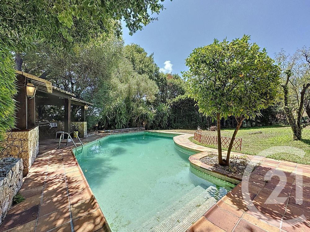 � vendre  Maison Antibes (06600)