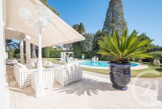  Maison � louer 9 pi�ces 254 m�