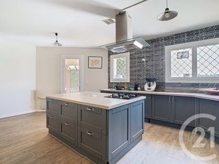  Maison � vendre 6 pi�ces 249 m�