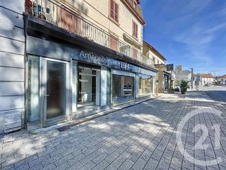  Appartement � louer 3 pi�ces 127 m�