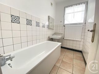  Appartement � louer 5 pi�ces 115 m�