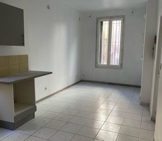  Immeuble � vendre 602 m�