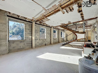  Immeuble � vendre 10 pi�ces 300 m�