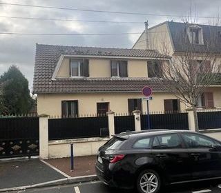  Maison � vendre 8 pi�ces 180 m�