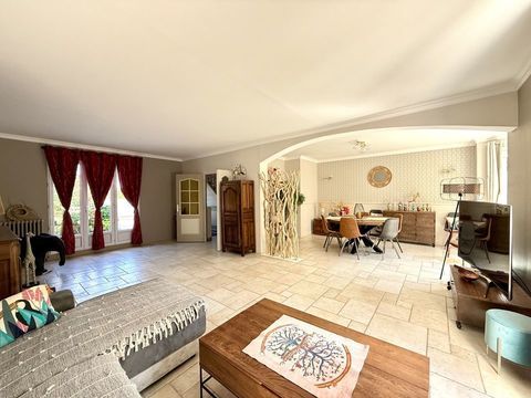   � vendre - Maison familiale r�cente � Bray-sur-Seine (77) Maison - 7 pi�ce(s) - 184 m�