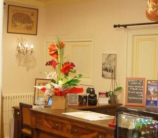  Immeuble � vendre 15 + pi�ces 1340 m�