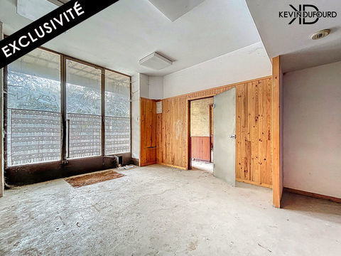 LOCAL COMMERCIAL de 59M2 &agrave; VALS LES BAINS 65000 07600 Vals-les-bains