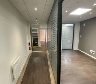  Immeuble � vendre 14 pi�ces 235 m�