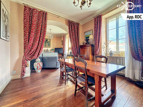   Ensemble immobilier de 290M� � AUBENAS Maison - 10 pi�ce(s) - 290 m�