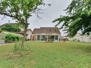  Maison � louer 8 pi�ces 145 m�