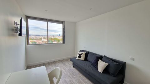   CHARMANTE CHAMBRE EN COLOCATION A BRON Appartement - 1 pi�ce(s) - 11 m�