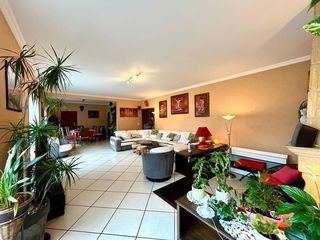  Maison � vendre 9 pi�ces 313 m�