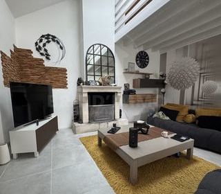  Maison � vendre 8 pi�ces 270 m�