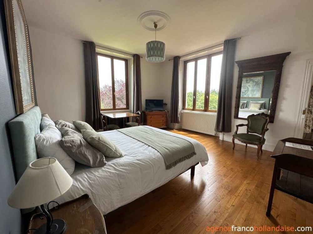 � vendre  Maison Ch�lus (87230)