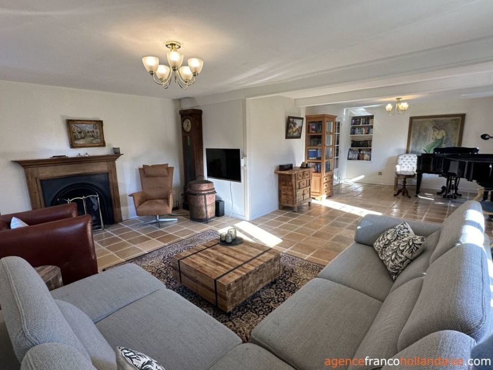 � vendre  Maison Ch�lus (87230)