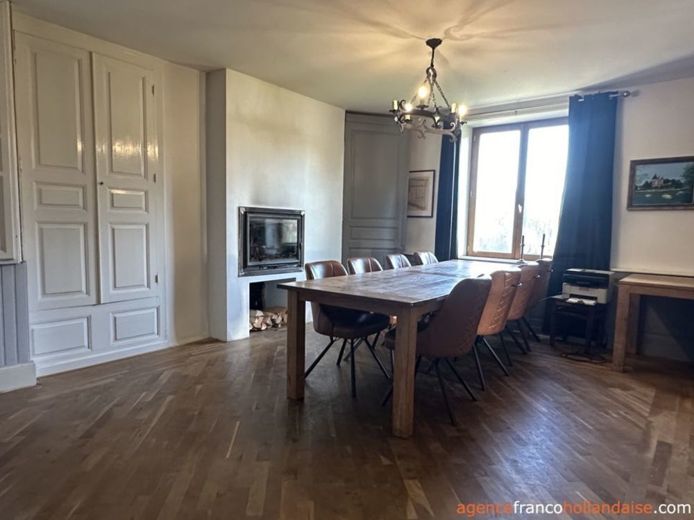 � vendre  Maison Ch�lus (87230)