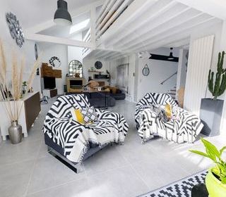  Maison � vendre 8 pi�ces 270 m�