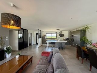  Maison � vendre 6 pi�ces 144 m�