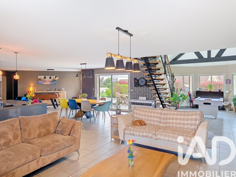   Vente Maison/villa 12 pi�ces Maison - 12 pi�ce(s) - 310 m�