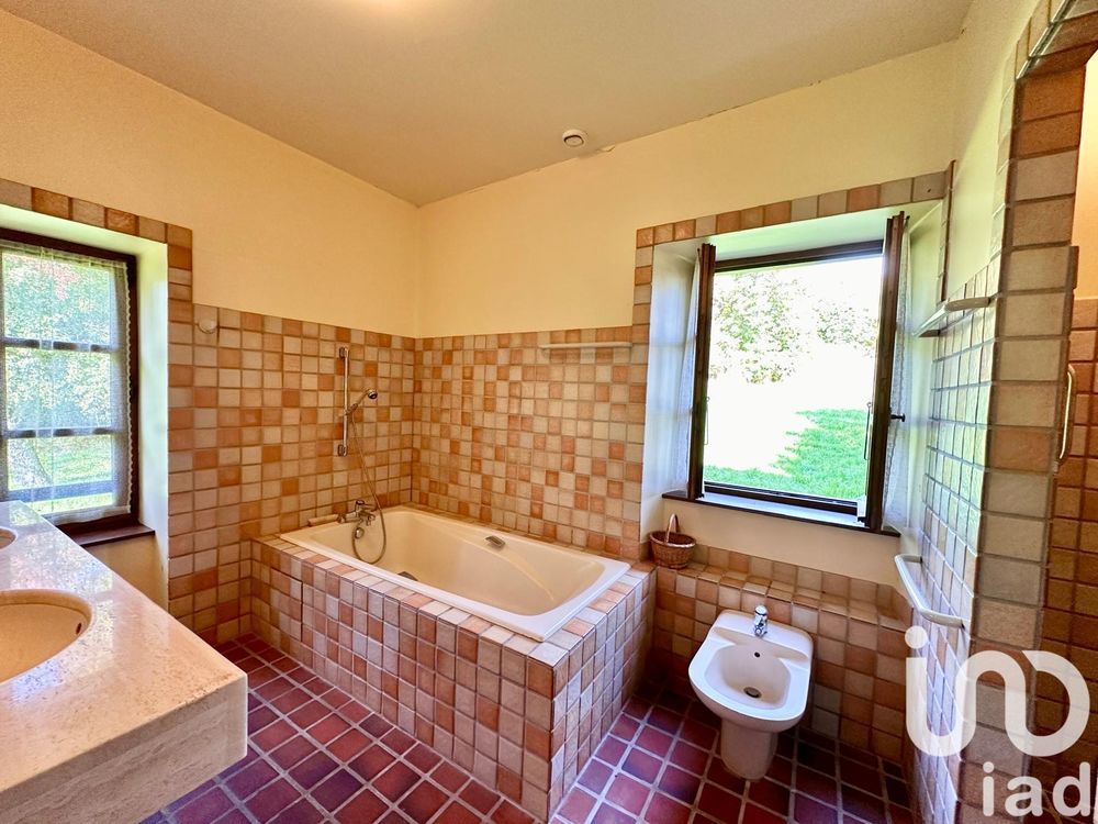 � vendre  Villa Savines-le-Lac (05160)