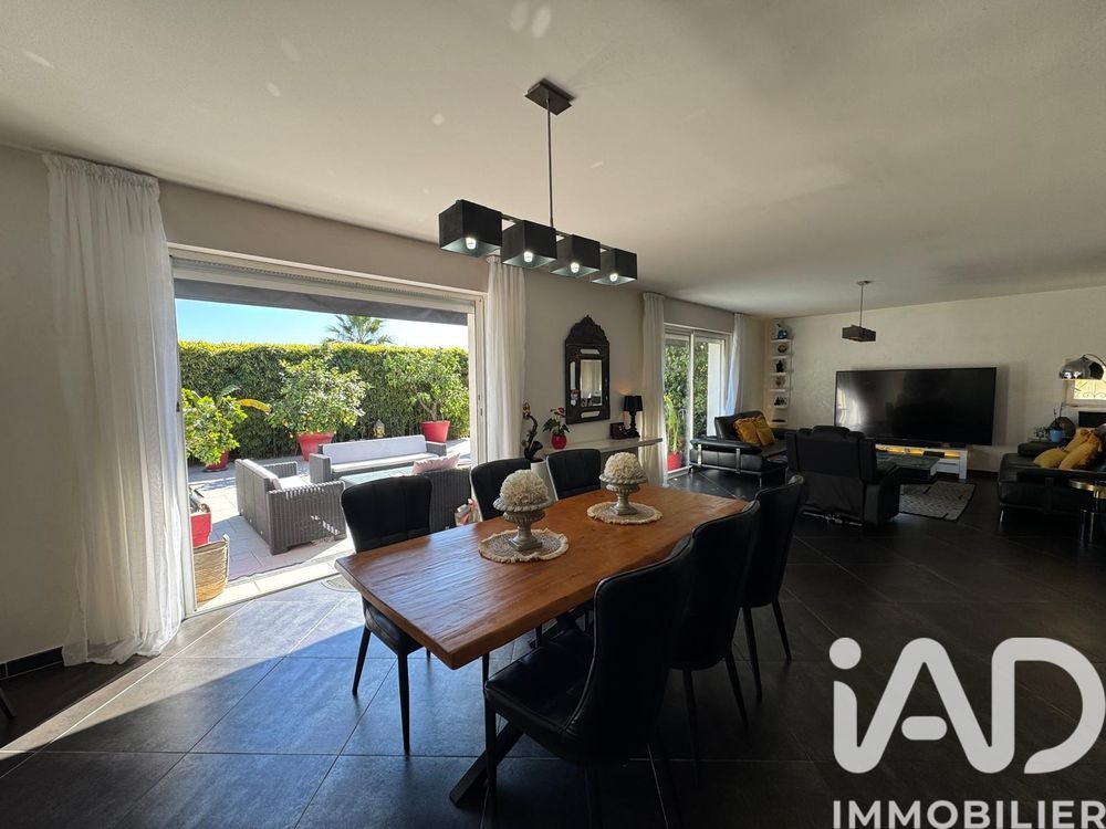 � vendre  Villa Antibes (06600)