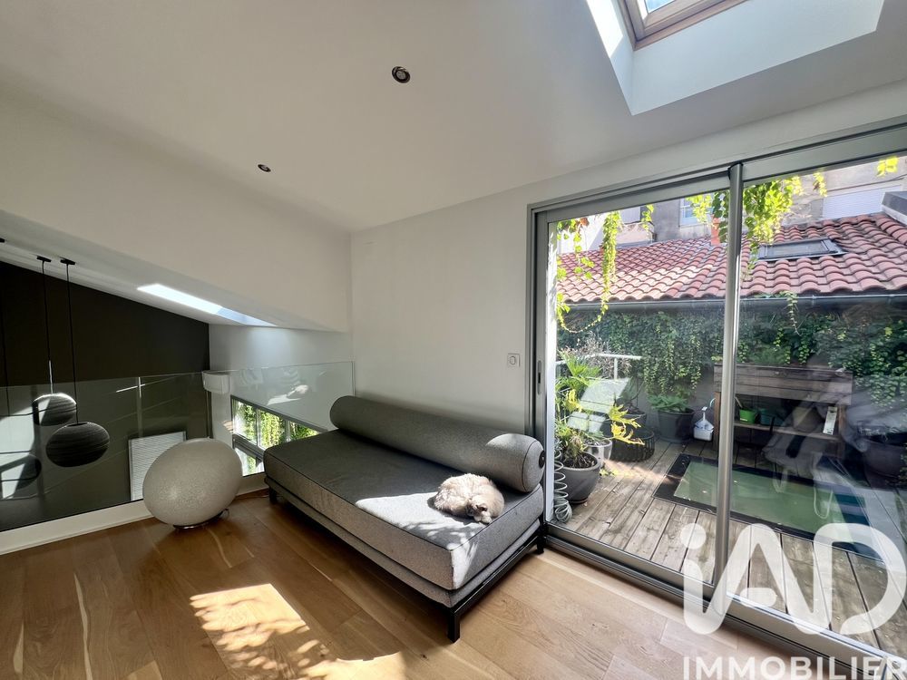 � vendre  Loft Bordeaux (33300)