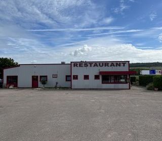  Immeuble � vendre 374 m�