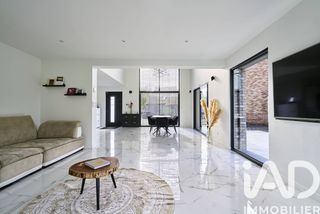  Maison � vendre 6 pi�ces 210 m�