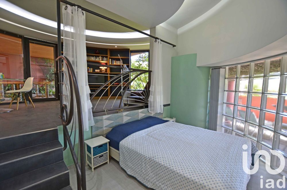 � vendre  Villa Mandelieu-la-Napoule (06210)