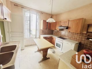  Immeuble � vendre 121 m�