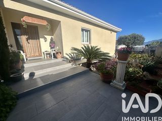  Maison � vendre 6 pi�ces 211 m�