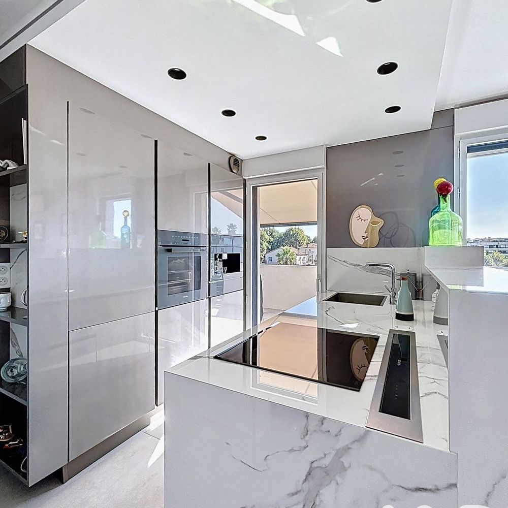 � vendre  Appartement Saint-Laurent-du-Var (06700)