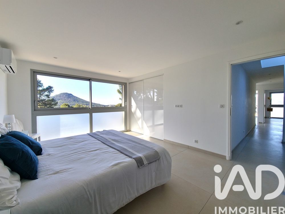 � vendre  Maison Carqueiranne (83320)