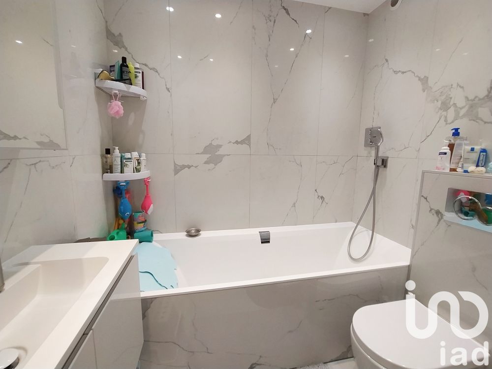 � vendre  Appartement Issy-les-Moulineaux (92130)