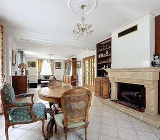  Maison � vendre 10 pi�ces 215 m�