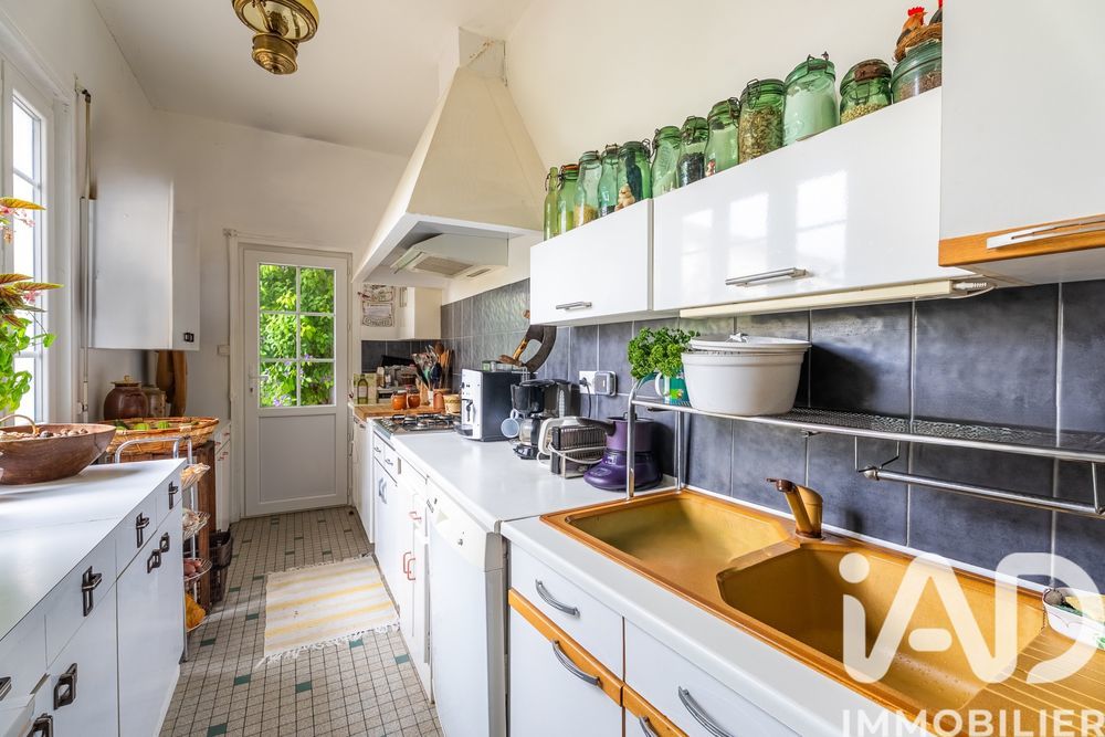 � vendre  Maison Corme-�cluse (17600)