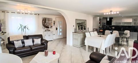   Vente Maison traditionnelle 5 pi�ces Maison - 5 pi�ce(s) - 142 m�