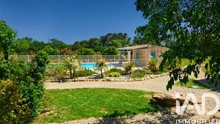  Maison � vendre 15 + pi�ces 440 m�