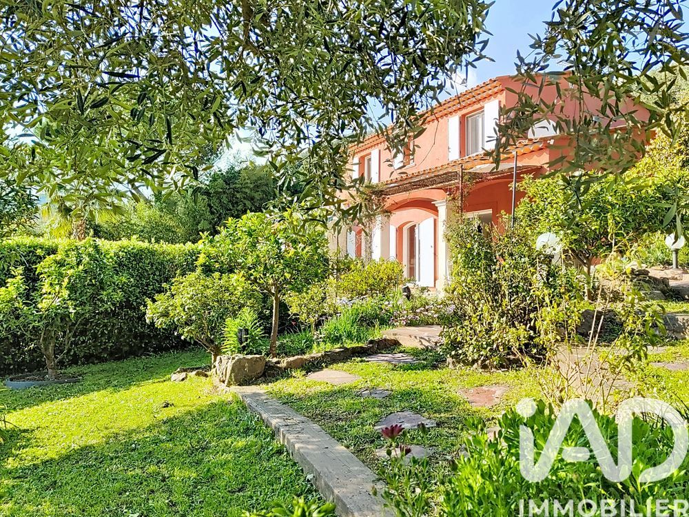� vendre  Maison Les Adrets-de-l'Est�rel (83600)