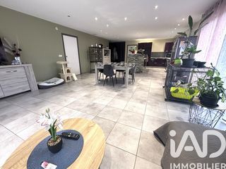  Maison � vendre 9 pi�ces 230 m�