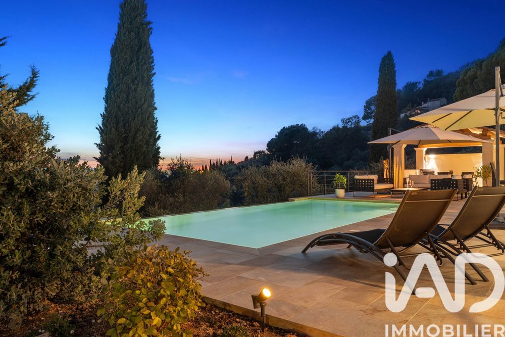 � vendre  Villa Sp�rac�des (06530)