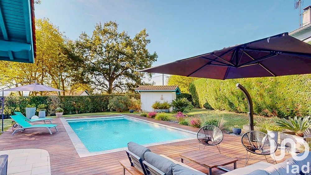 � vendre  Maison Bassussarry (64200)