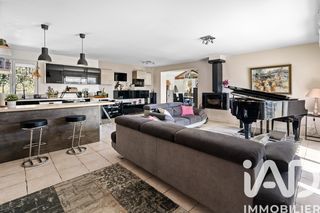  Maison � vendre 6 pi�ces 211 m�