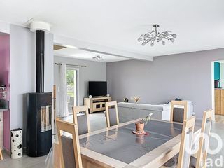  Maison � vendre 10 pi�ces 210 m�