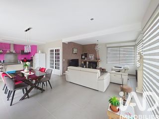  Maison � vendre 8 pi�ces 237 m�