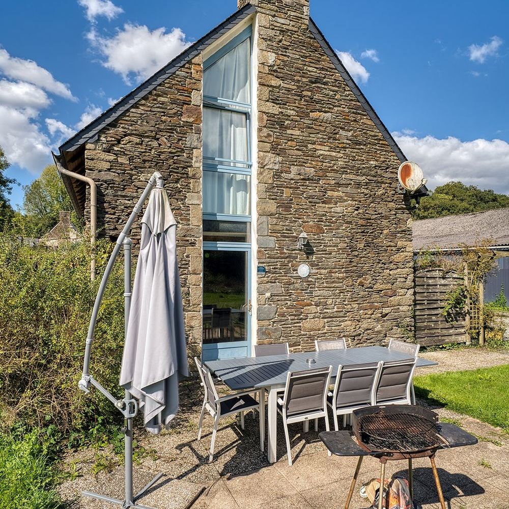 � vendre  Maison Cl�den-Poher (29270)