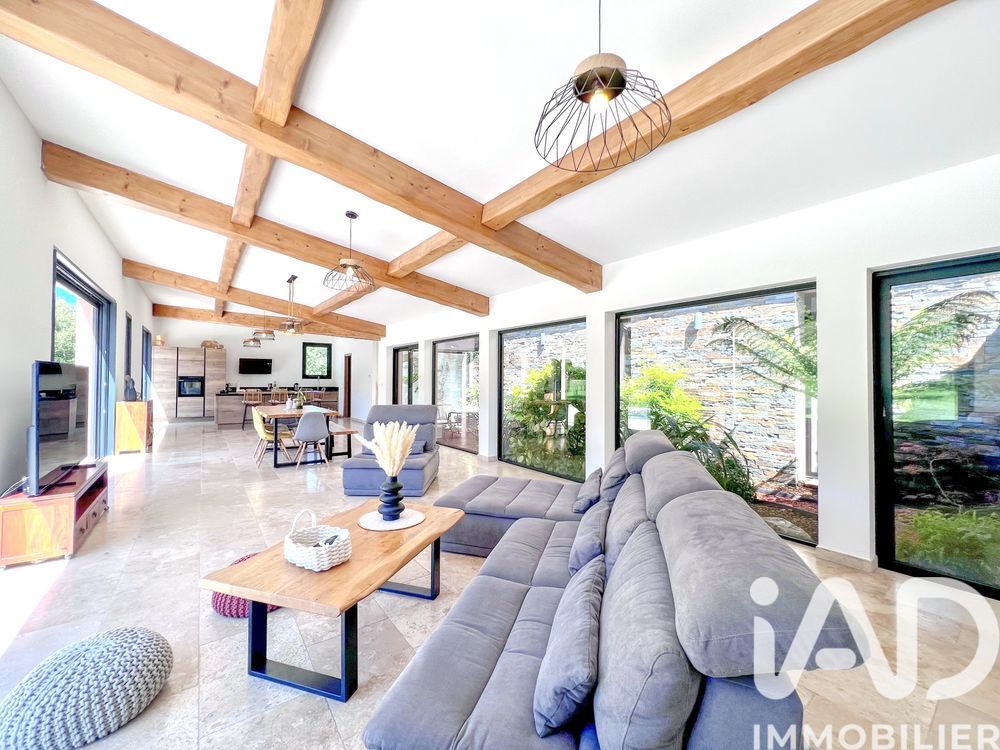 � vendre  Maison Bagnols-en-For�t (83600)