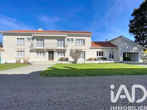   Vente Maison traditionnelle 11 pi�ces Maison - 11 pi�ce(s) - 272 m�